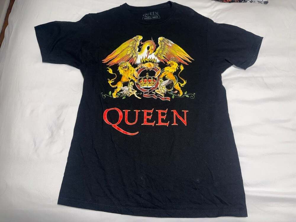 Queen Official Merch Classic Crest Logo Graphic Black T-Shirt Size Medium